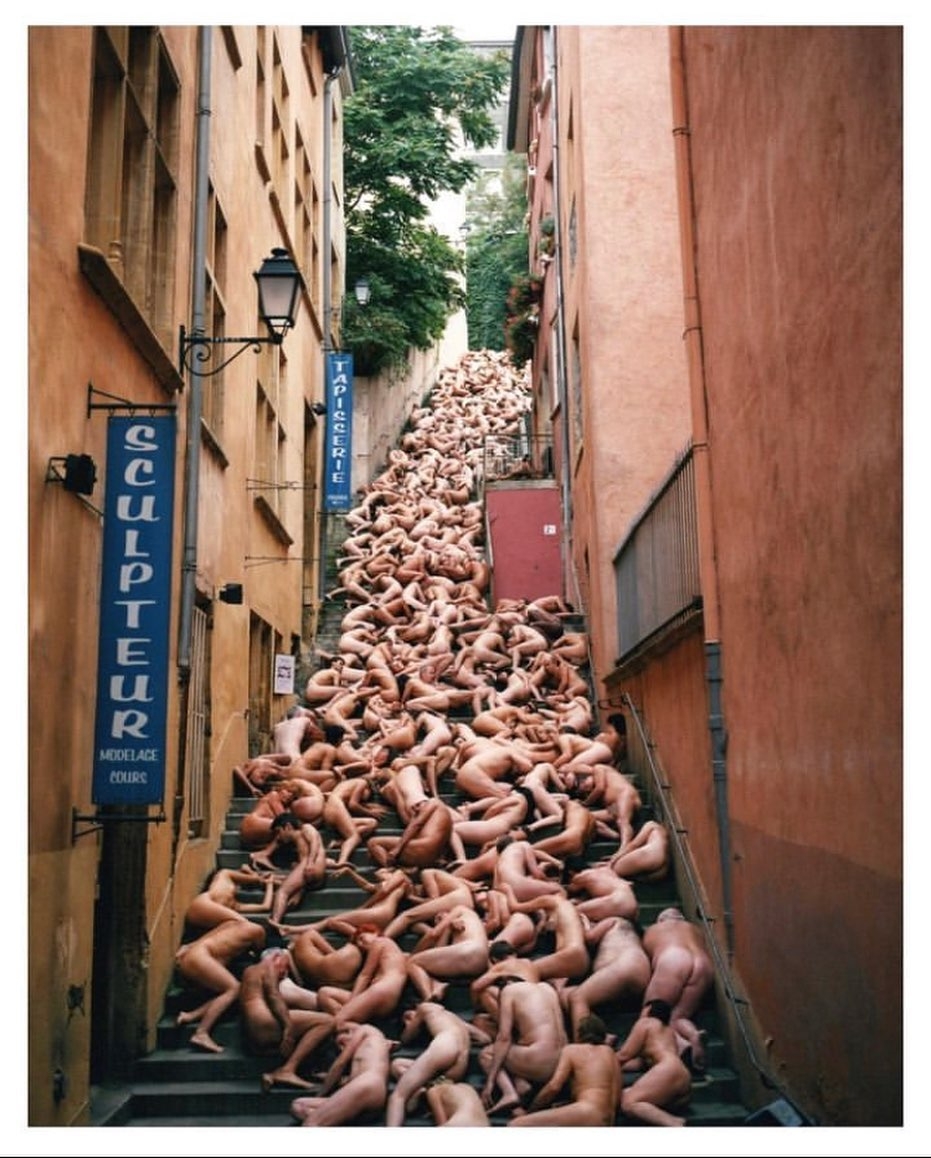 France 7 (Biennale de Lyon), 2005